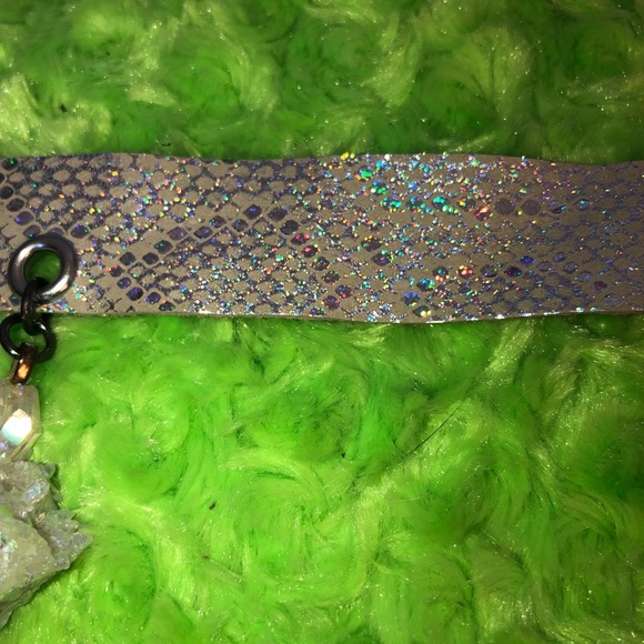 Angel aura choker - Picture 4 of 7